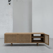 Hans K Racquet Media Bench at EDITO